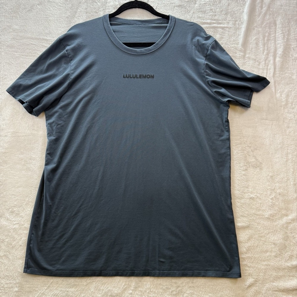 Lululemon Men's L Fundamental Short Sleeve Wordmark T-Shirt Solid Crew - Picture 1 of 6